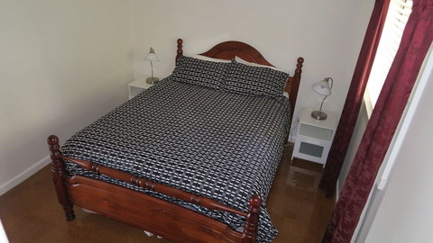 The Black Sparrow - Lennox Head Accommodation 5