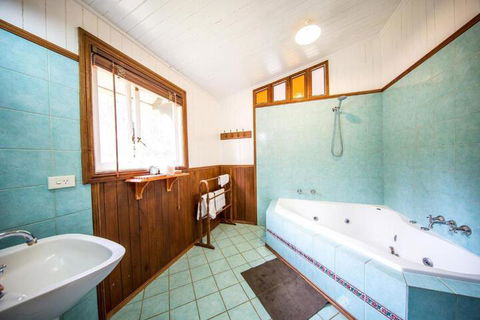 Foxwell Park Lodge & Restaurant - Lennox Head Accommodation 1