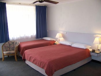 Beach Motel Woolgoolga - Lennox Head Accommodation 1