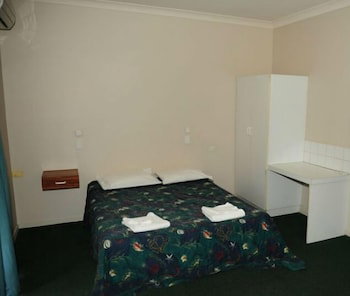 Hotel Allen - Lennox Head Accommodation 1