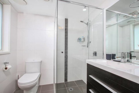 Accommodate Canberra - Braddon 33 - Lennox Head Accommodation 7