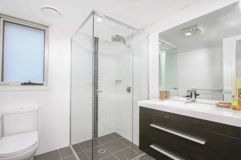 Accommodate Canberra - Braddon 33 - Lennox Head Accommodation 3