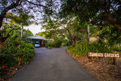 Sunbird Gardens - Lennox Head Accommodation 2