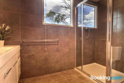 Alpine Edge - Lennox Head Accommodation 7