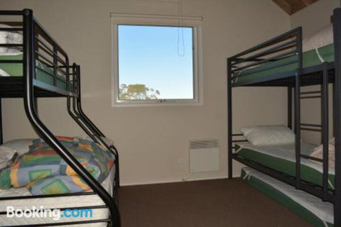 Alpine Edge - Lennox Head Accommodation 5
