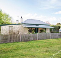 Georgies Cottage - Lennox Head Accommodation