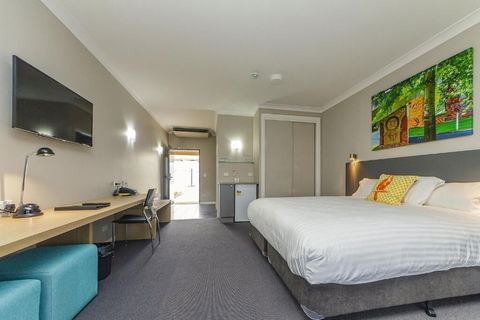 Cowra Services Club Motel - Lennox Head Accommodation 4