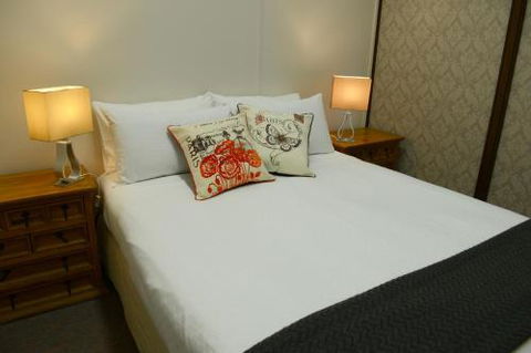 The Bank B & B West Wyalong - Lennox Head Accommodation 5