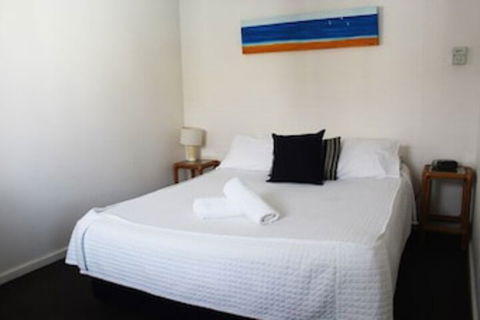Ocean Side Hawks Nest - Lennox Head Accommodation 0
