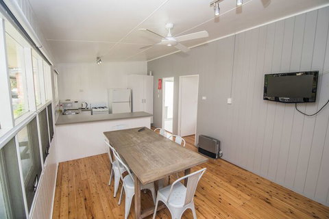 Lakeside Cabins & Holiday Village - Lennox Head Accommodation 7
