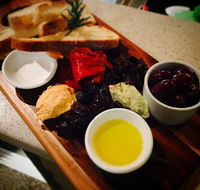 Q Manhattans Restaurant  Bar - Lennox Head Accommodation