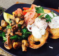 Moons espresso bar - Lennox Head Accommodation