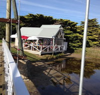 Swing Bridge Cafe - Lennox Head Accommodation