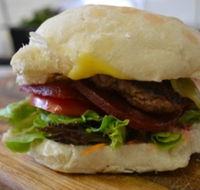 Pt. Leo Beach Kiosk - Lennox Head Accommodation