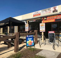 Caths Cafe - Lennox Head Accommodation