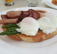 Hughzies Lakeside Brasserie - Lennox Head Accommodation