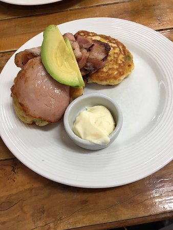 Artiste Espresso Bar - Lennox Head Accommodation 0