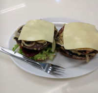 Uncle Leo's - Lennox Head Accommodation