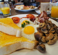 Hudsons of Dickson - Lennox Head Accommodation