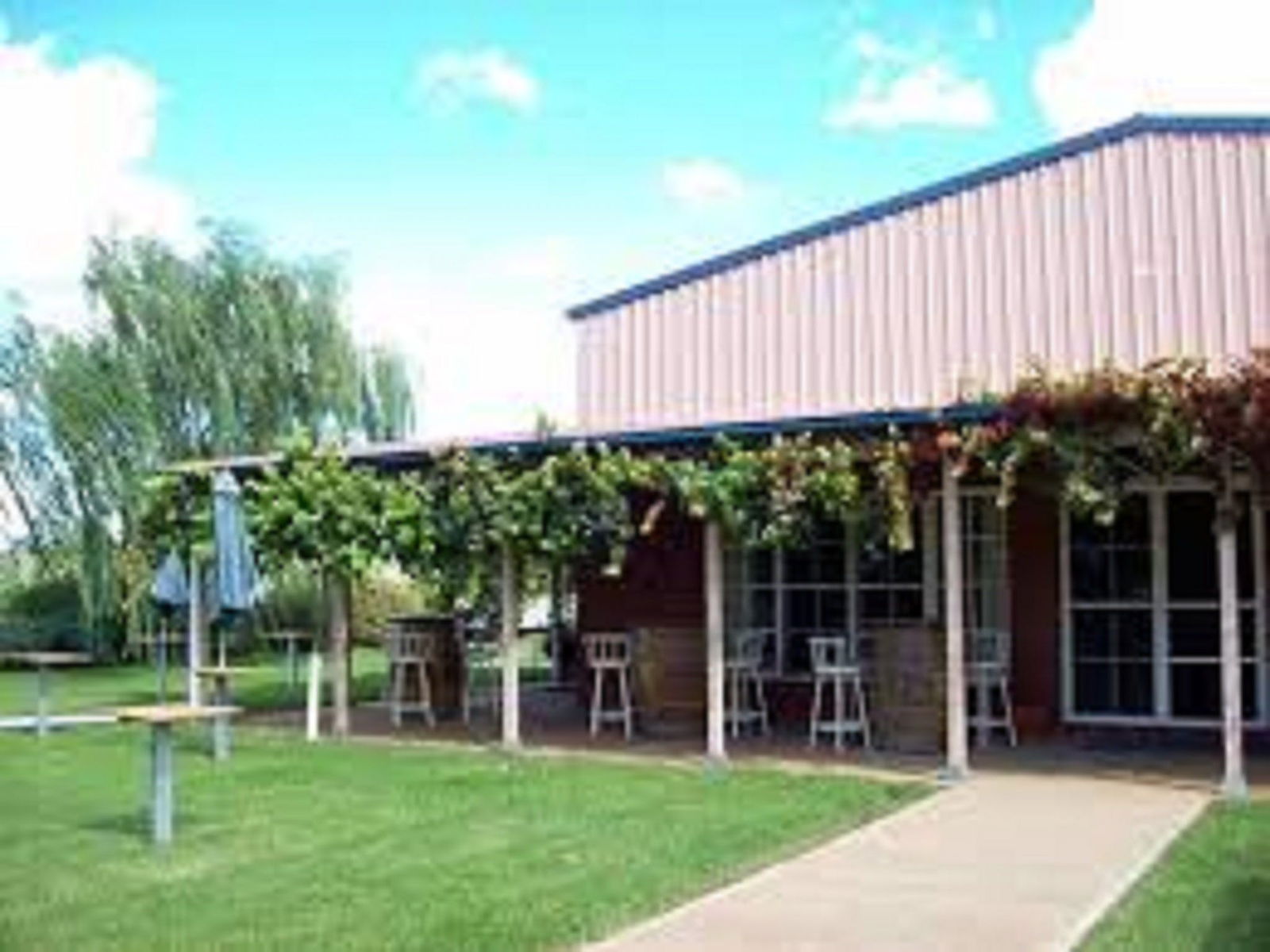 Dubbo NSW Lennox Head Accommodation