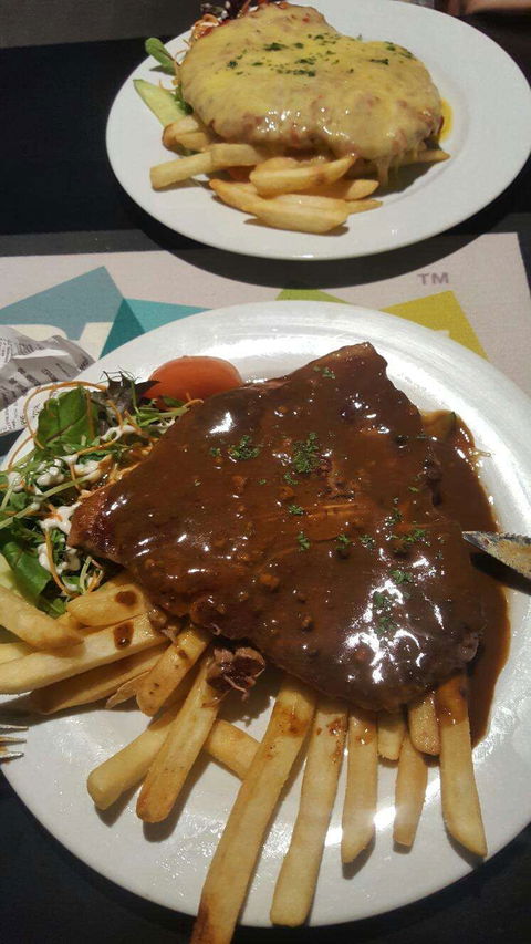 Cafe Okrich - Lennox Head Accommodation 0