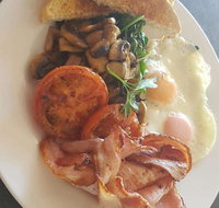 Cafe de Carlo - Lennox Head Accommodation