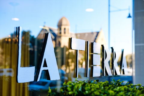 La Tierra Restaurant & Bar - Lennox Head Accommodation 1