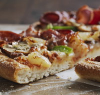 Domino's - Alexander Heights - Lennox Head Accommodation