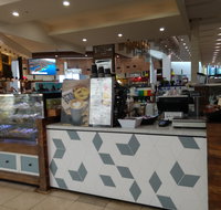 Bake n Beanz Cafe - Lennox Head Accommodation
