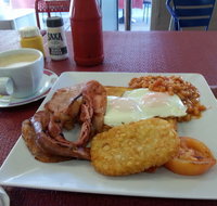 Rex's Breakfast  Burger Bar - Lennox Head Accommodation