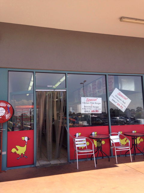 Red Rocks Charcoal Chickens - Lennox Head Accommodation 0