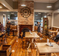 Tracks on Point Cafe - Lennox Head Accommodation