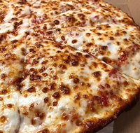 Domino's - Lennox Head Accommodation