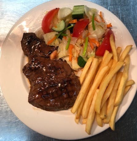 Arvis Restaurant & Bar - Lennox Head Accommodation 0