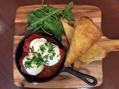 Avenue Road Cafe - Lennox Head Accommodation 0