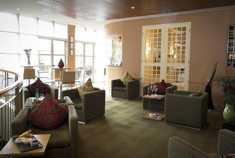 M Bar And Terrace - Mercure Sydney Parramatta - Lennox Head Accommodation 0