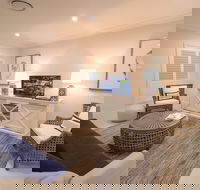 Shanghai Tea Garden - Lennox Head Accommodation