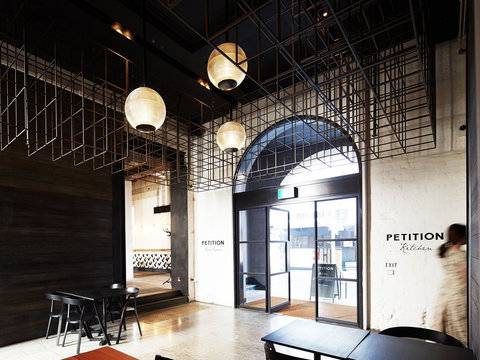 Petition Kitchen - Lennox Head Accommodation 0