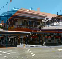 The Lion Hotel - Lennox Head Accommodation