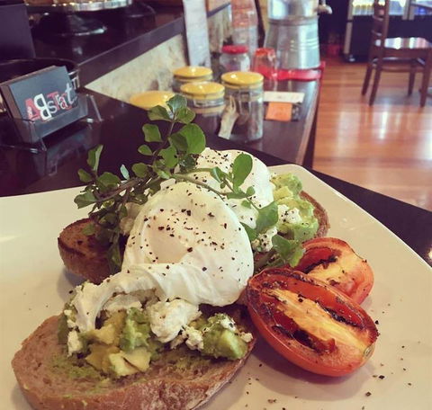 Abstract Cafe - Lennox Head Accommodation 8