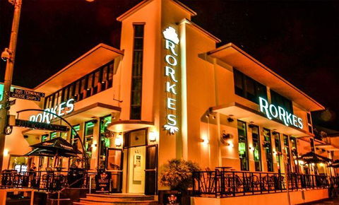 Apollo Bay Wine Bar & Coffee Shop - Lennox Head Accommodation 9