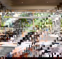 Poolside Restaurant - Lennox Head Accommodation