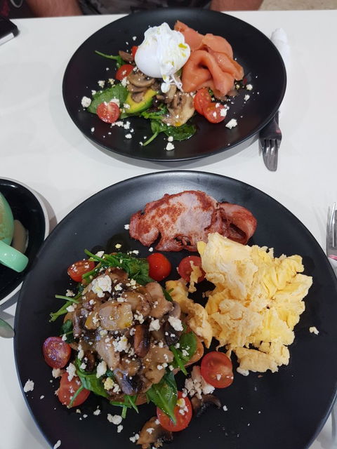 La Crema Caffe - Lennox Head Accommodation 2