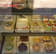 The Sweetest Things All Style Custom Cakes - Lennox Head Accommodation