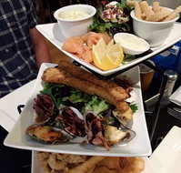 Gray's Hotel - Lennox Head Accommodation