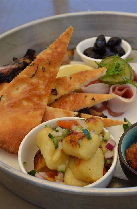 FOS Kitchen & Bar - Lennox Head Accommodation 4