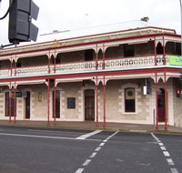Grand Hotel - Lennox Head Accommodation