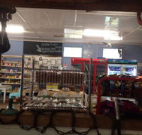 Deb's Cafe - Lennox Head Accommodation