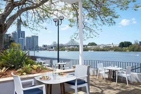 The Stamford Plaza Brisbane - Lennox Head Accommodation 9