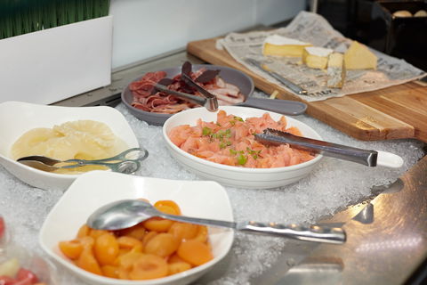 Crowne Plaza Canberra - Lennox Head Accommodation 12